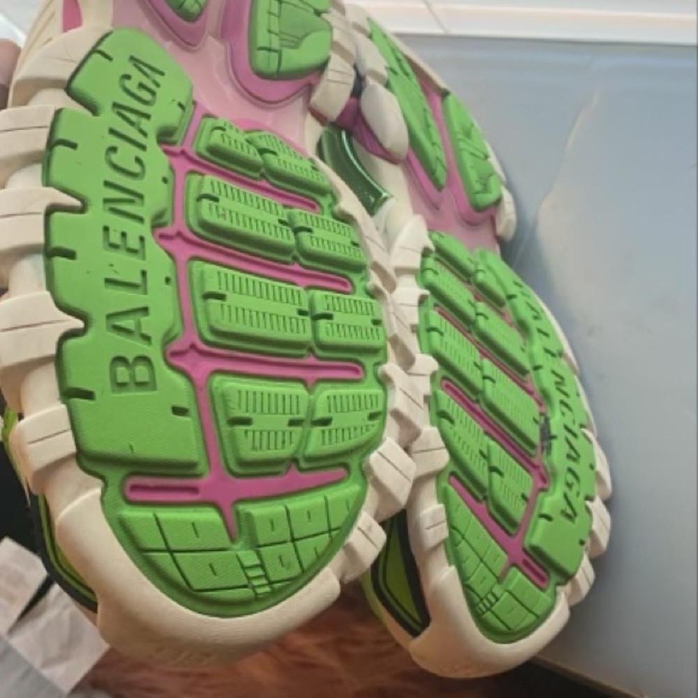 Balenciaga runners